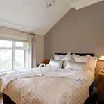 Sea View D4