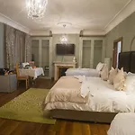 Nocleg ze śniadaniem Sea View D4 *